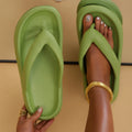 Chinelo Nuvem | Leves como nuvens, pra quem busca conforto, elegância e maciez.